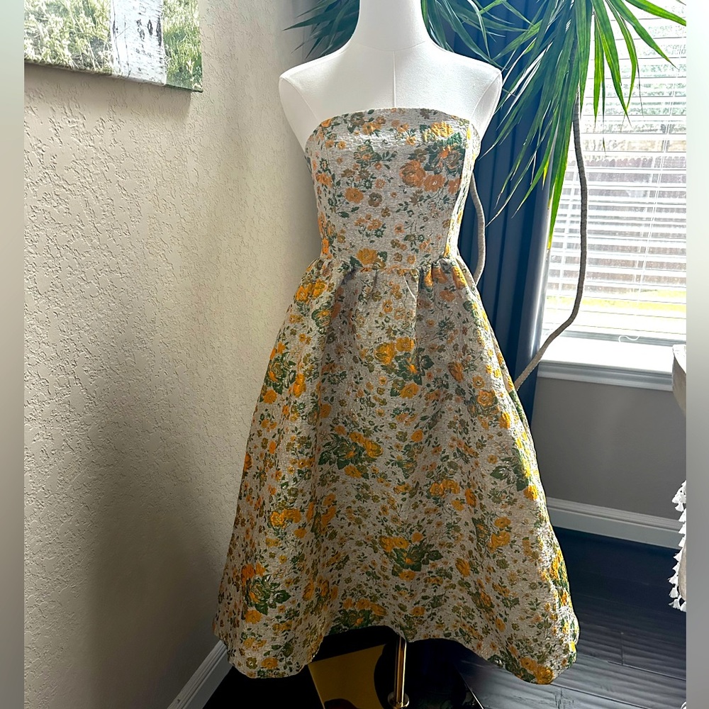 NWT Sia Dress Autumn Day Brocade Strapless Midi Gown | Floral Bea NYC | small